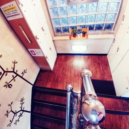 Отель Easylivingtel Сеул Экстерьер фото